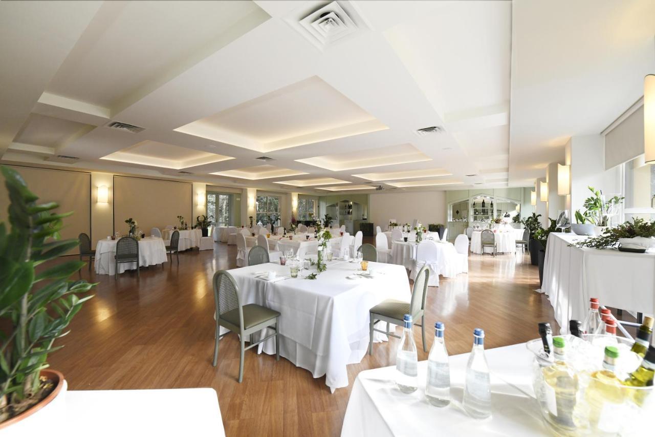 Brianteo Hotel Residence And Restaurant Burago di Molgora Exterior foto