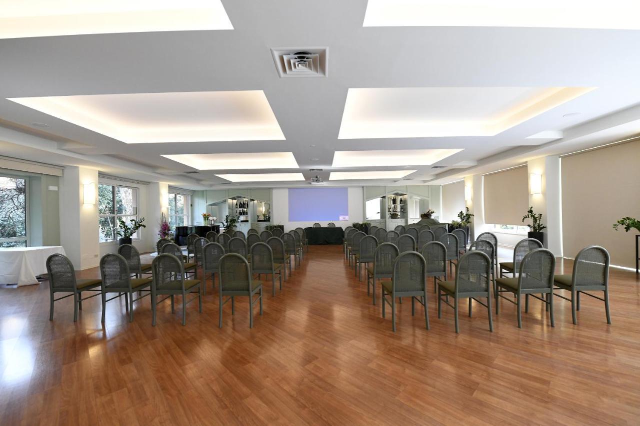 Brianteo Hotel Residence And Restaurant Burago di Molgora Exterior foto