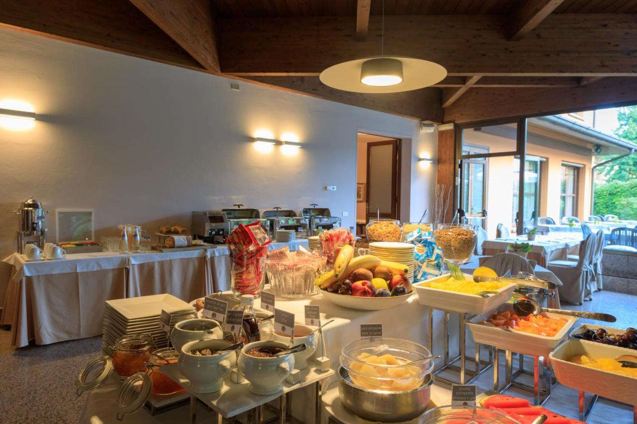 Brianteo Hotel Residence And Restaurant Burago di Molgora Exterior foto